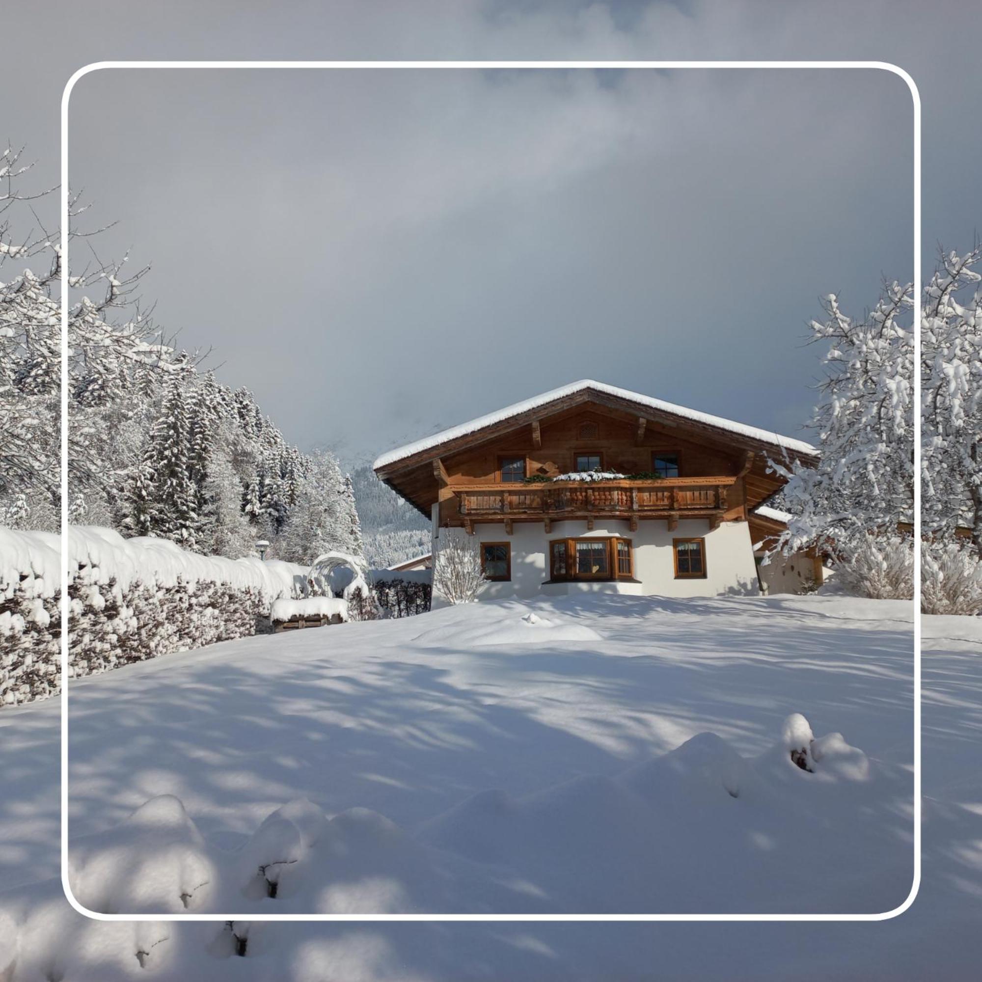 Chalet Gluecklich Sein... المو المظهر الخارجي الصورة